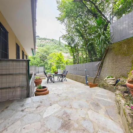 Casaviva - Charming Bilo With Terrace In